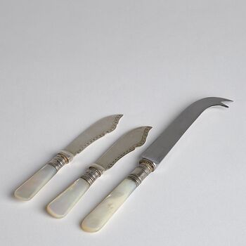 Vintage - Ostknivar och Smörknivar Pärlemor